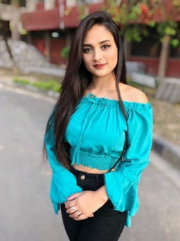 Indian model Mahi - Escort HEENA | Girl in Dubai